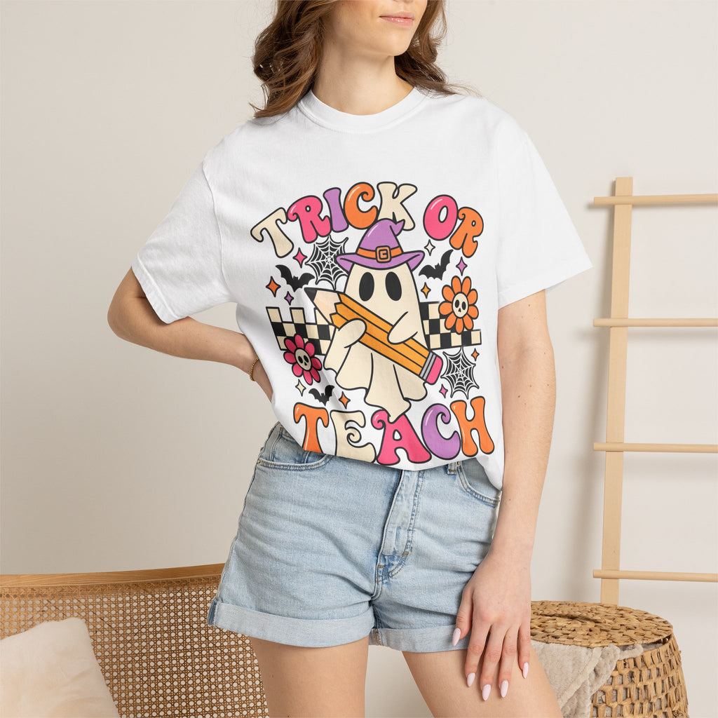 Trick or Teach ghost Halloween T-Shirt | Teacher Halloween shirt