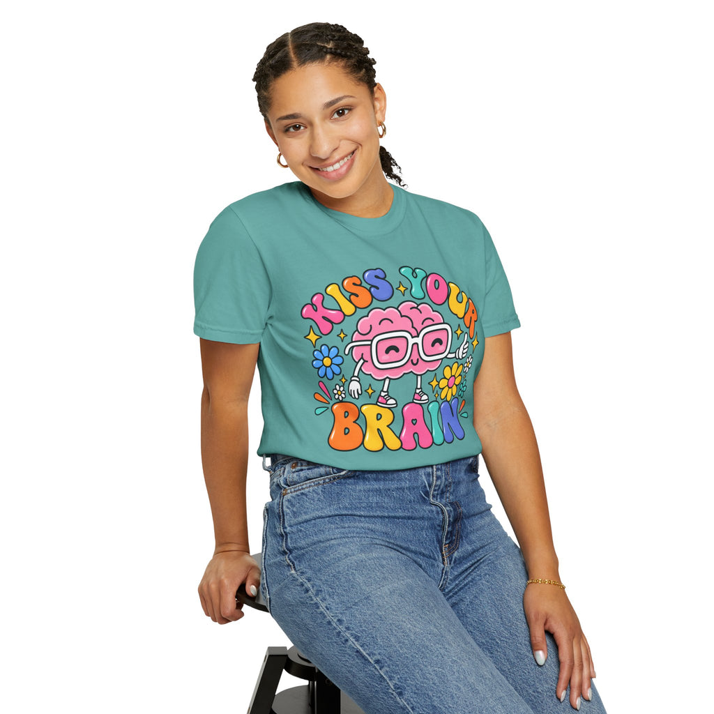 Kiss Your Brain BRI TEE | T-Shirt, Retro Cartoon Brain with Flowers