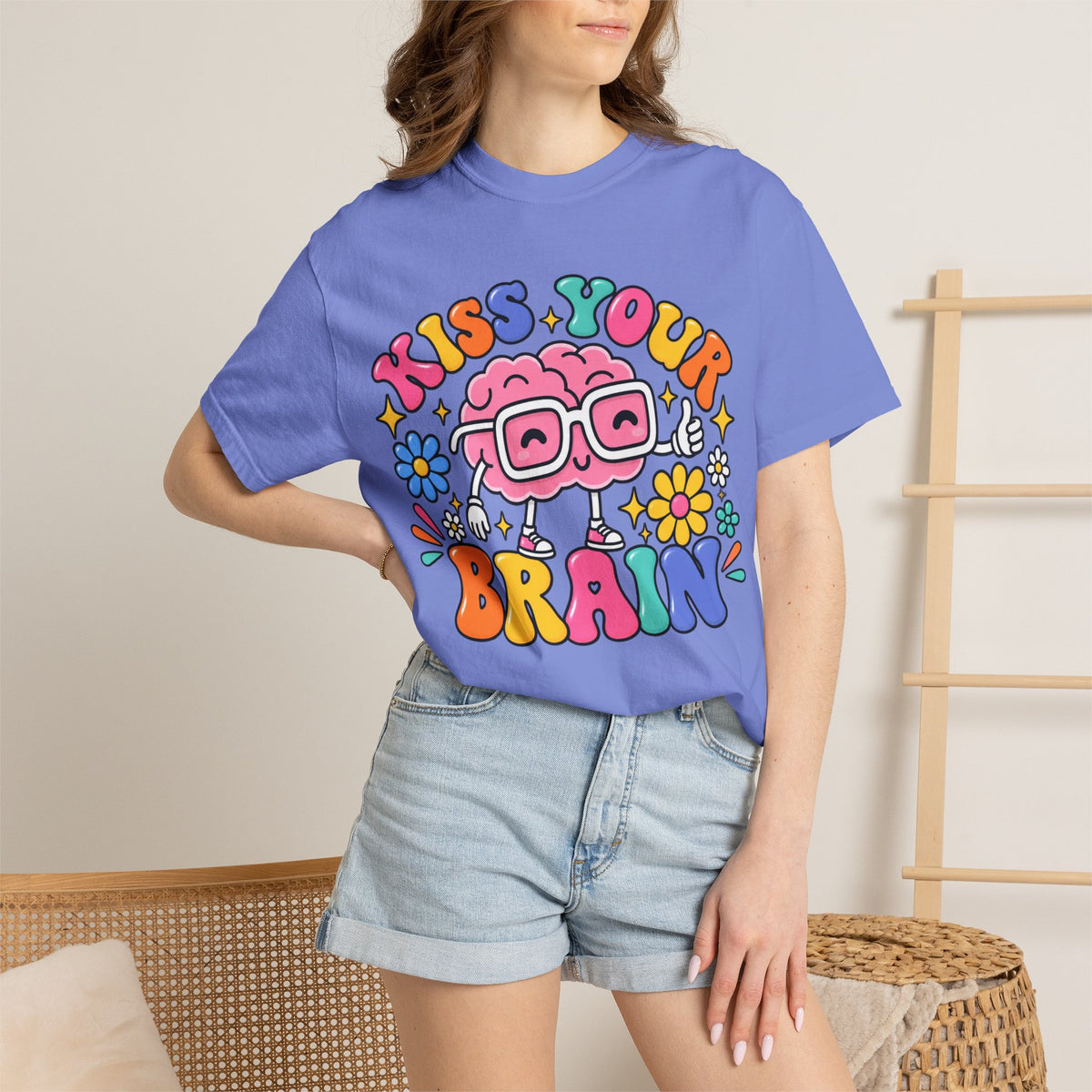Kiss Your Brain BRI TEE | T-Shirt, Retro Cartoon Brain with Flowers