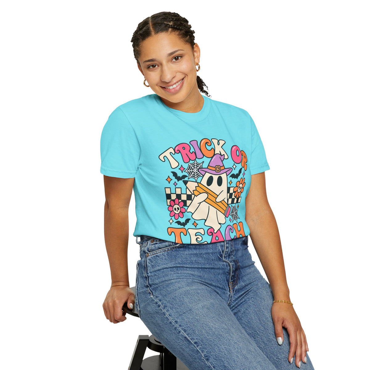 Trick or Teach ghost Halloween T-Shirt | Teacher Halloween shirt