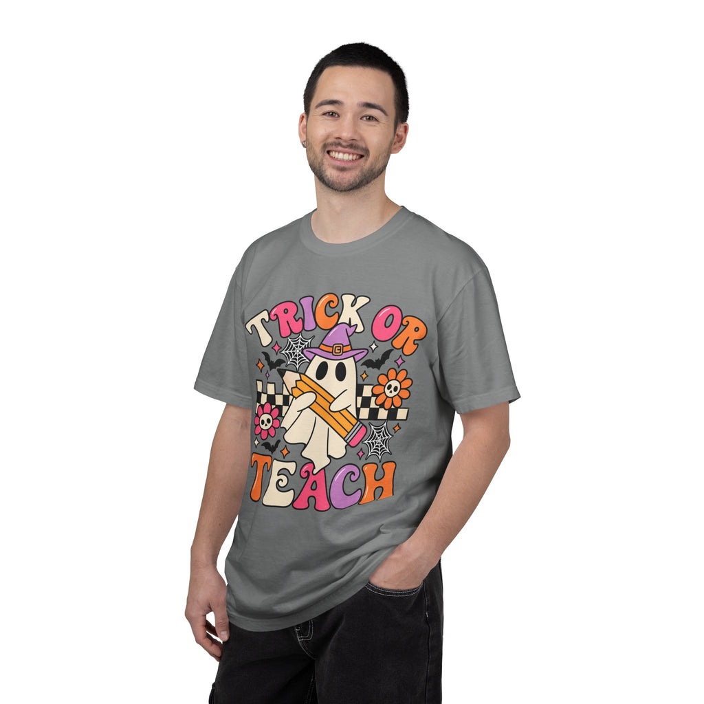 Trick or Teach ghost Halloween T-Shirt | Teacher Halloween shirt