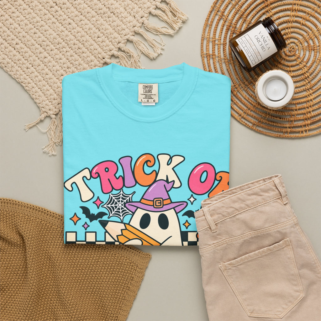 Trick or Teach ghost Halloween T-Shirt | Teacher Halloween shirt