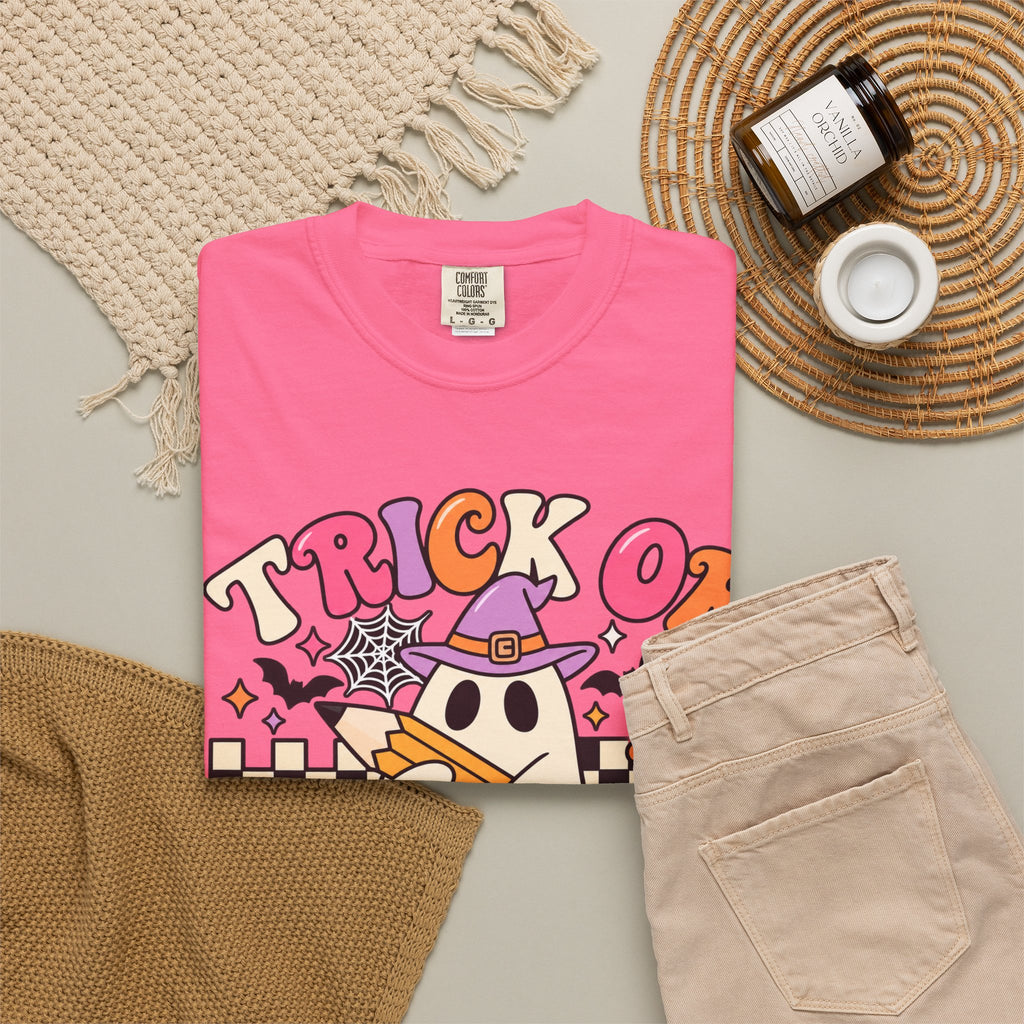 Trick or Teach ghost Halloween T-Shirt | Teacher Halloween shirt
