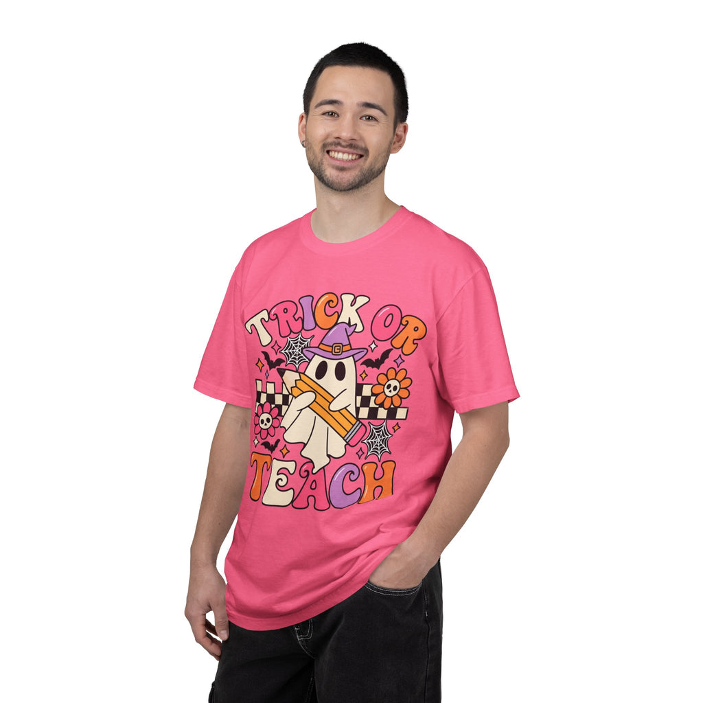 Trick or Teach ghost Halloween T-Shirt | Teacher Halloween shirt