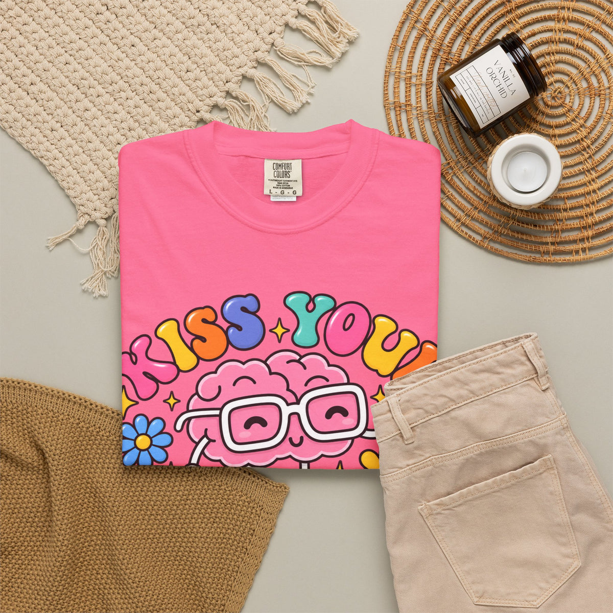 Kiss Your Brain BRI TEE | T-Shirt, Retro Cartoon Brain with Flowers