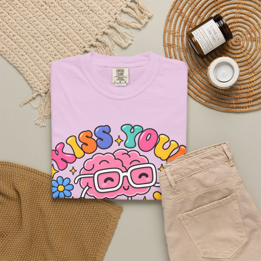 Kiss Your Brain BRI TEE | T-Shirt, Retro Cartoon Brain with Flowers