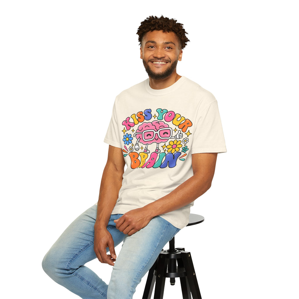 Kiss Your Brain BRI TEE | T-Shirt, Retro Cartoon Brain with Flowers
