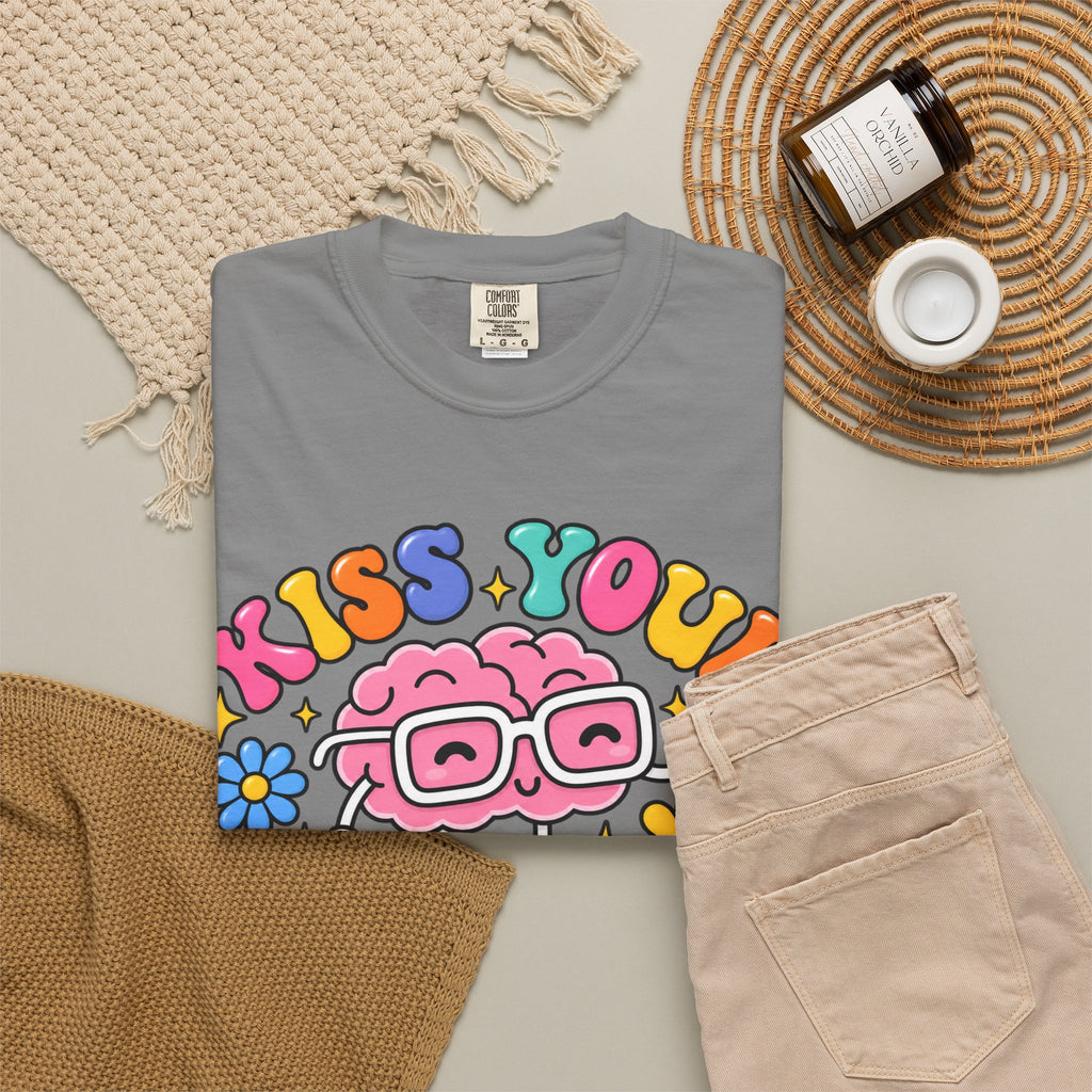 Kiss Your Brain BRI TEE | T-Shirt, Retro Cartoon Brain with Flowers