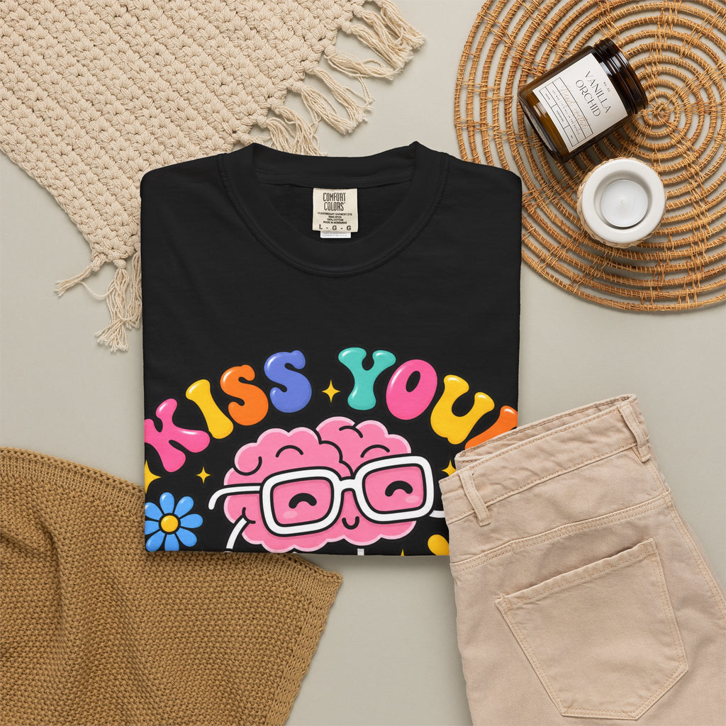 Kiss Your Brain BRI TEE | T-Shirt, Retro Cartoon Brain with Flowers