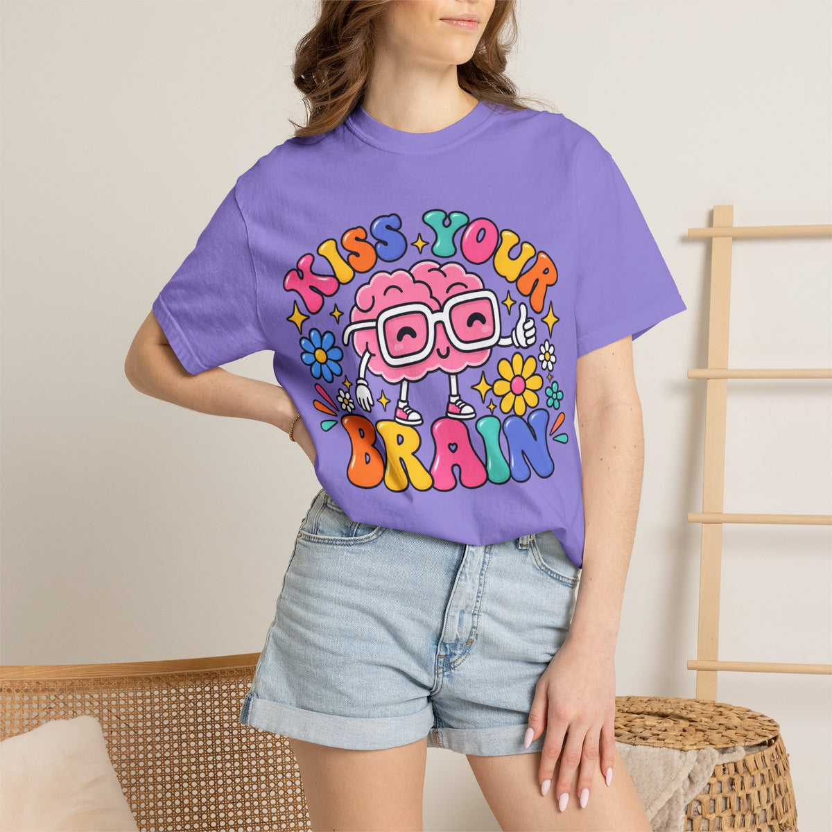 Kiss Your Brain BRI TEE | T-Shirt, Retro Cartoon Brain with Flowers