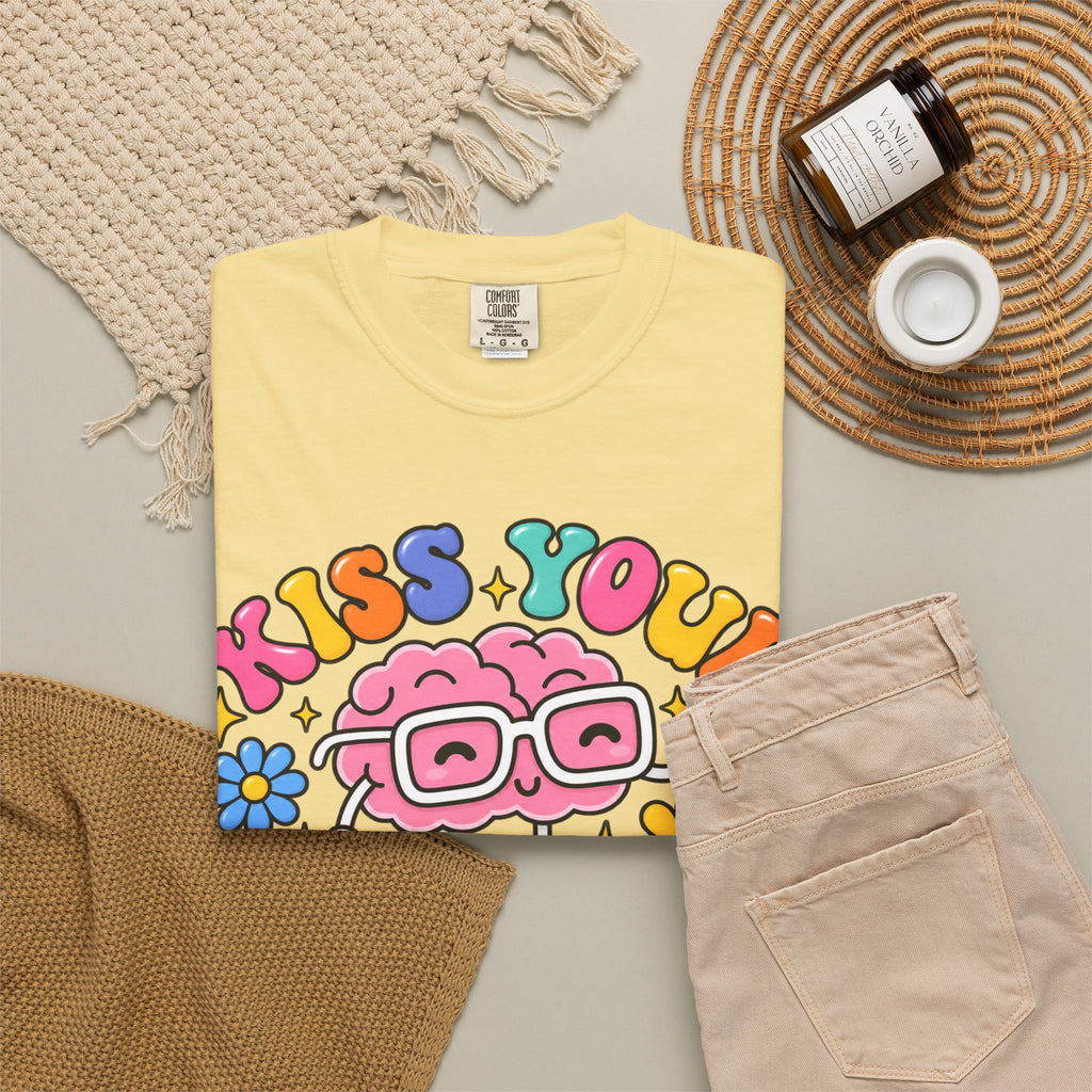 Kiss Your Brain BRI TEE | T-Shirt, Retro Cartoon Brain with Flowers
