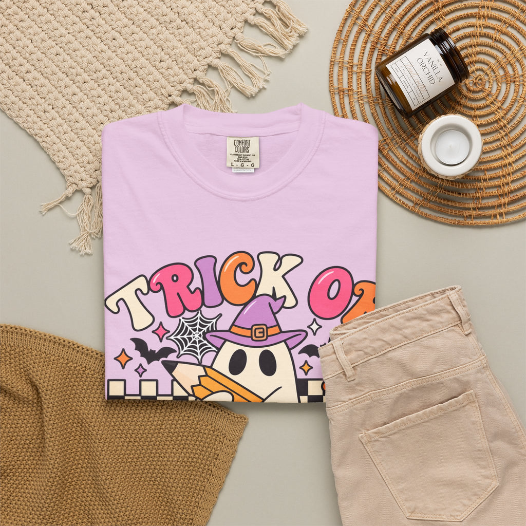 Trick or Teach ghost Halloween T-Shirt | Teacher Halloween shirt