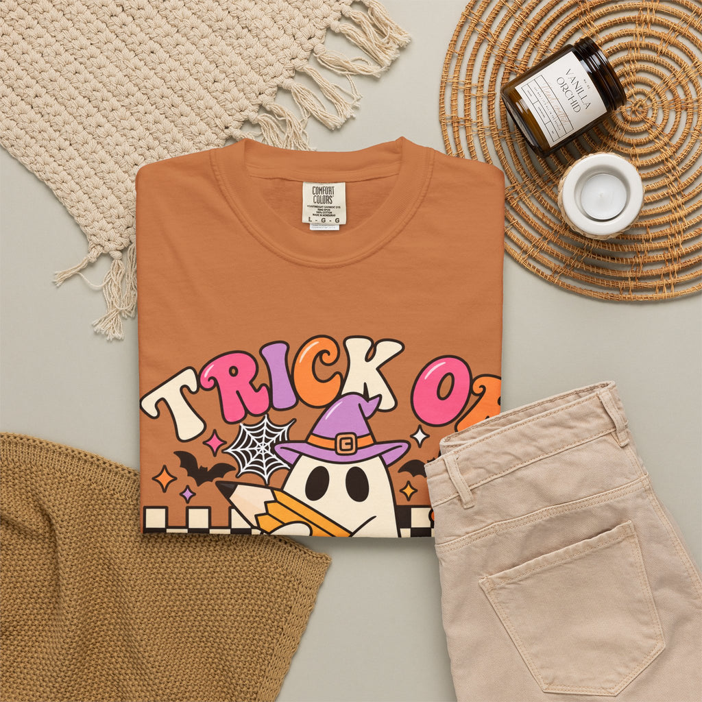 Trick or Teach ghost Halloween T-Shirt | Teacher Halloween shirt