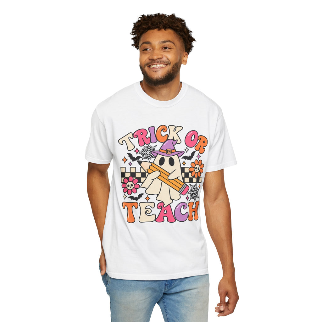 Trick or Teach ghost Halloween T-Shirt | Teacher Halloween shirt