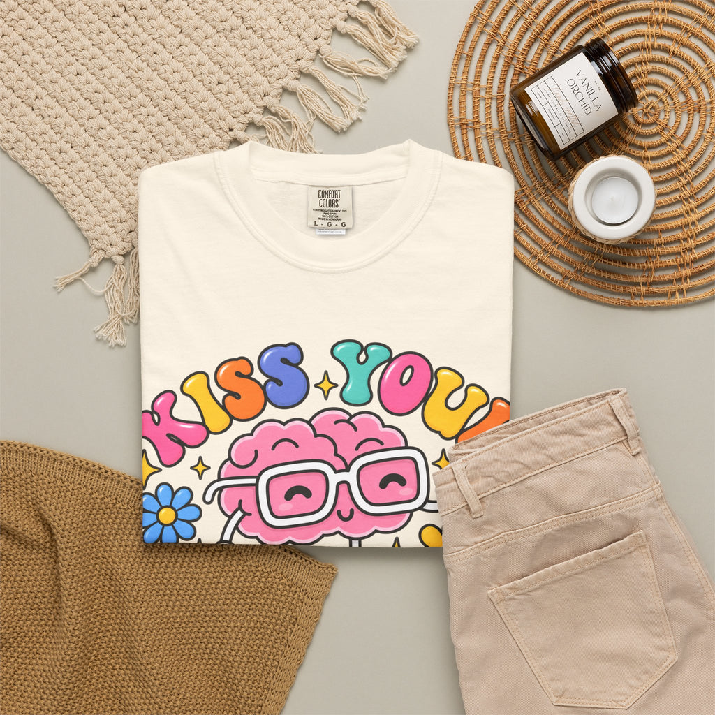 Kiss Your Brain BRI TEE | T-Shirt, Retro Cartoon Brain with Flowers