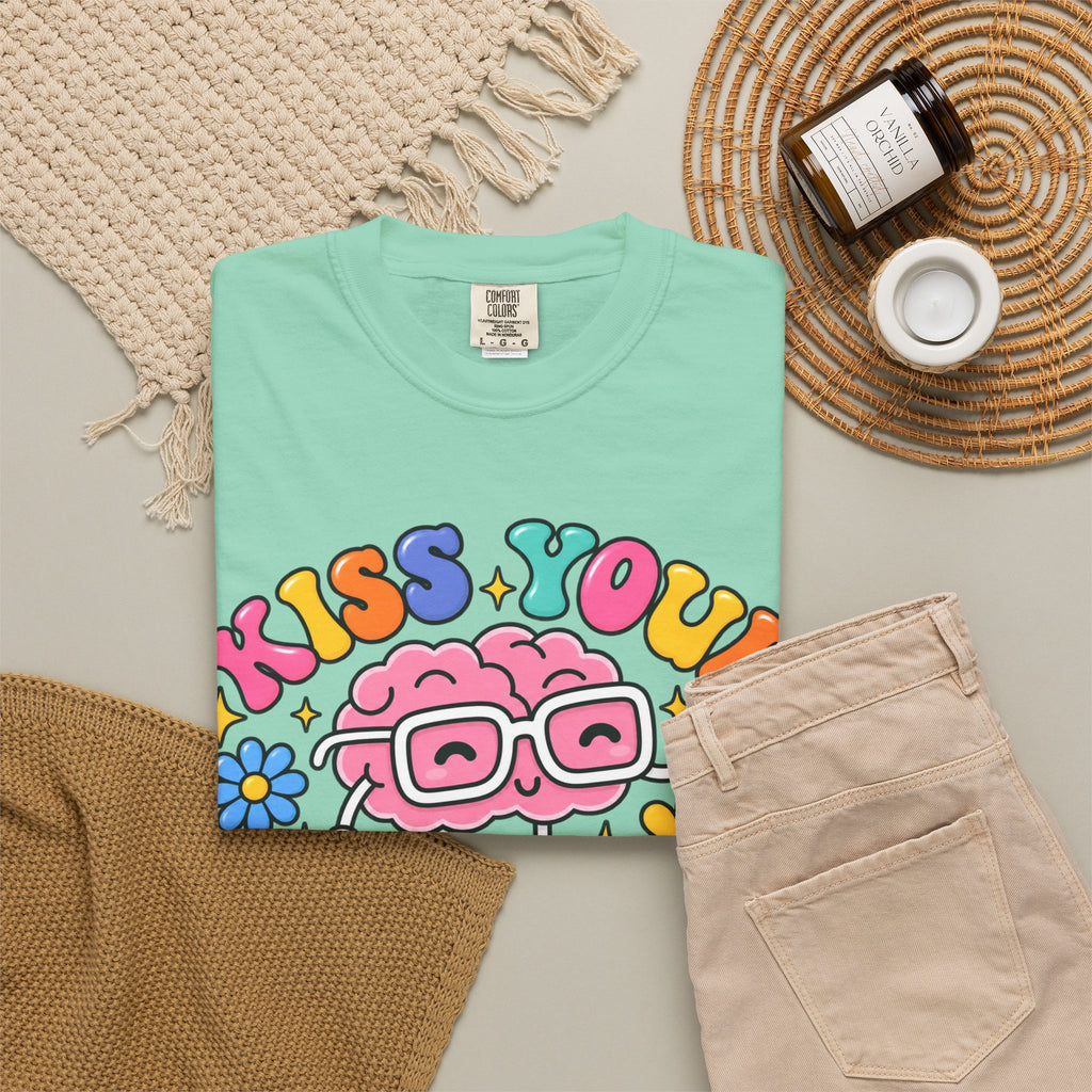 Kiss Your Brain BRI TEE | T-Shirt, Retro Cartoon Brain with Flowers