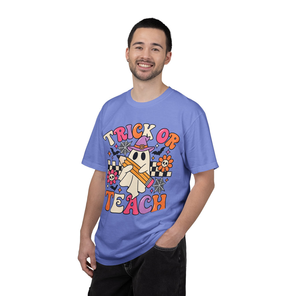 Trick or Teach ghost Halloween T-Shirt | Teacher Halloween shirt