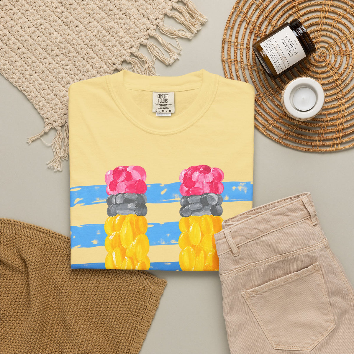 Braided Pencil Illustration T-Shirt | School Art Teacher Tee
