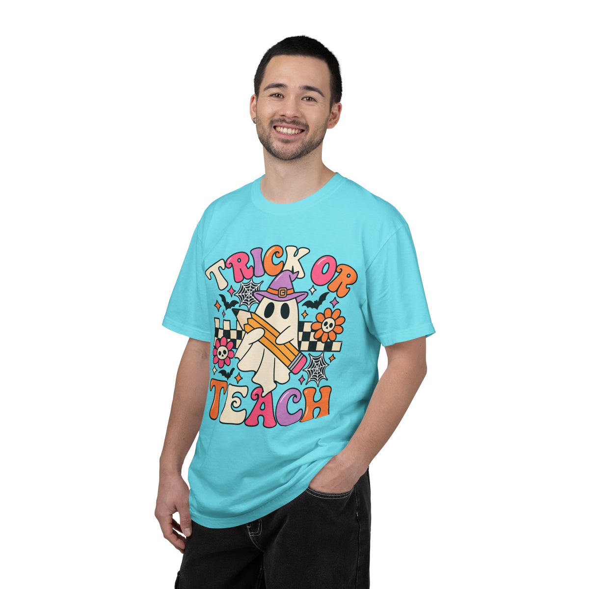 Trick or Teach ghost Halloween T-Shirt | Teacher Halloween shirt