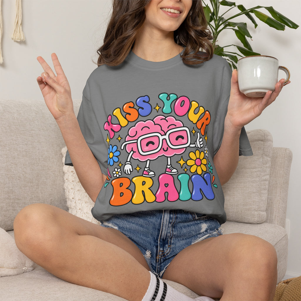 Kiss Your Brain BRI TEE | T-Shirt, Retro Cartoon Brain with Flowers