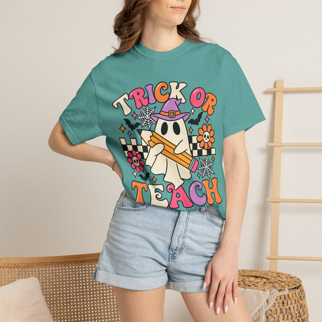 Trick or Teach ghost Halloween T-Shirt | Teacher Halloween shirt