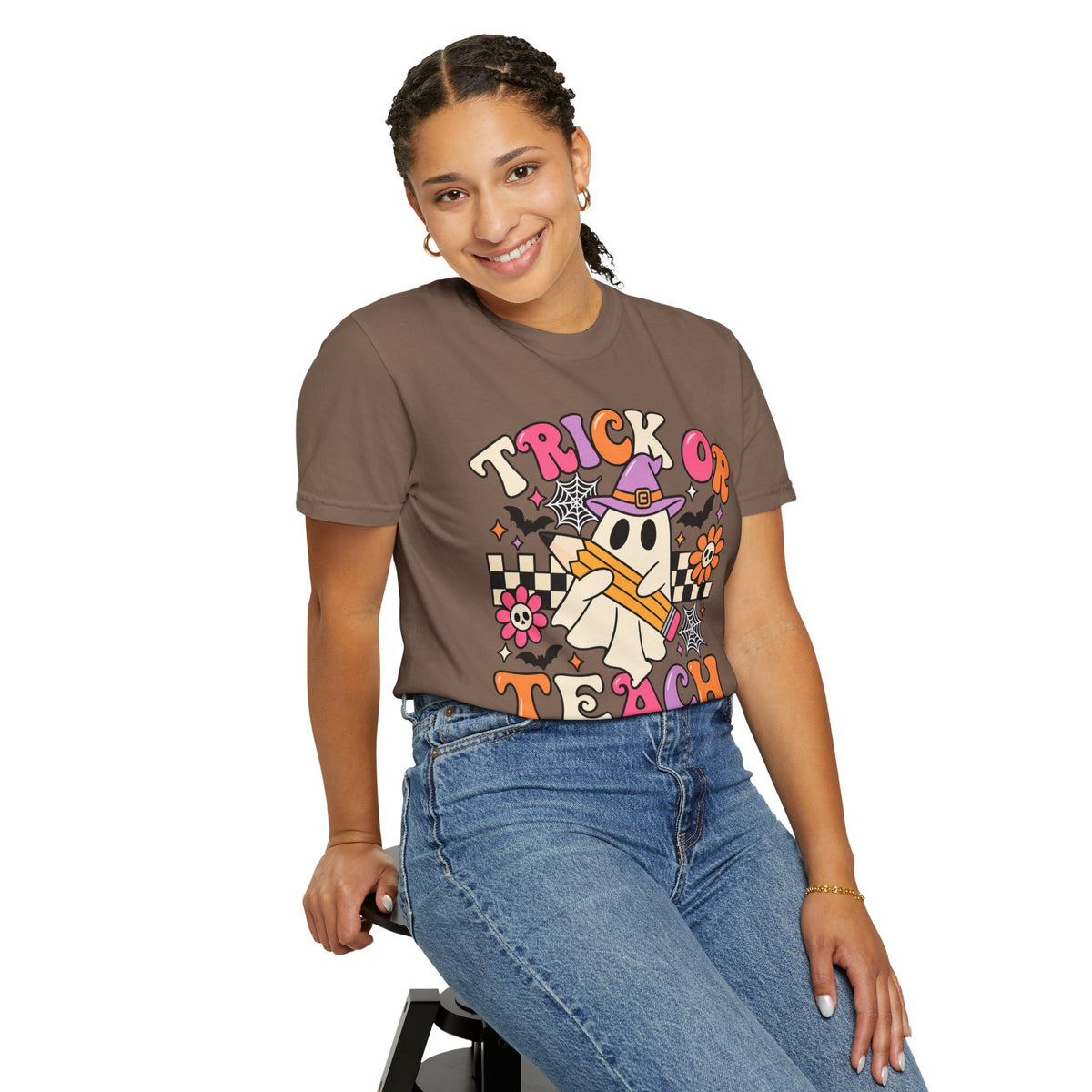 Trick or Teach ghost Halloween T-Shirt | Teacher Halloween shirt