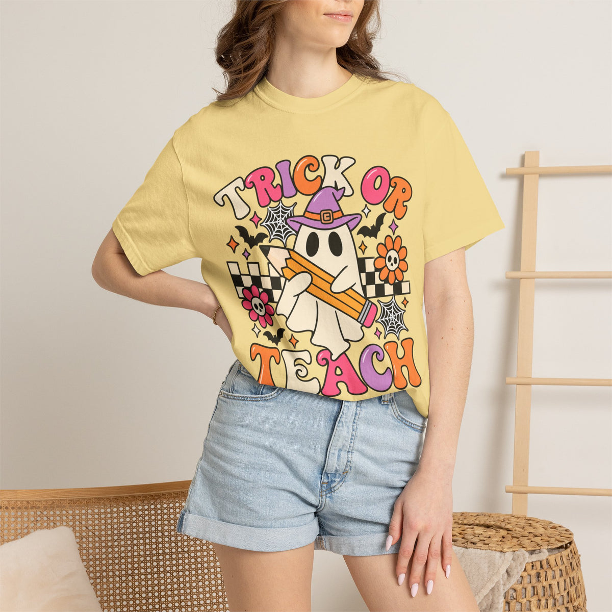 Trick or Teach ghost Halloween T-Shirt | Teacher Halloween shirt